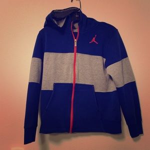 Air Jordan boys sweatshirt 12-13 YRS / L